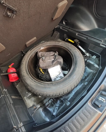 Kia Sportage cena 45899 przebieg: 207000, rok produkcji 2011 z Lębork małe 667